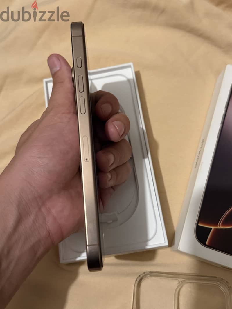 Apple - iPhone 16 Pro Max 1