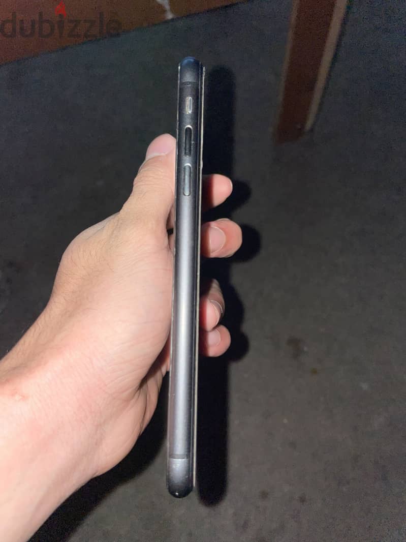 Apple - iPhone 11 1