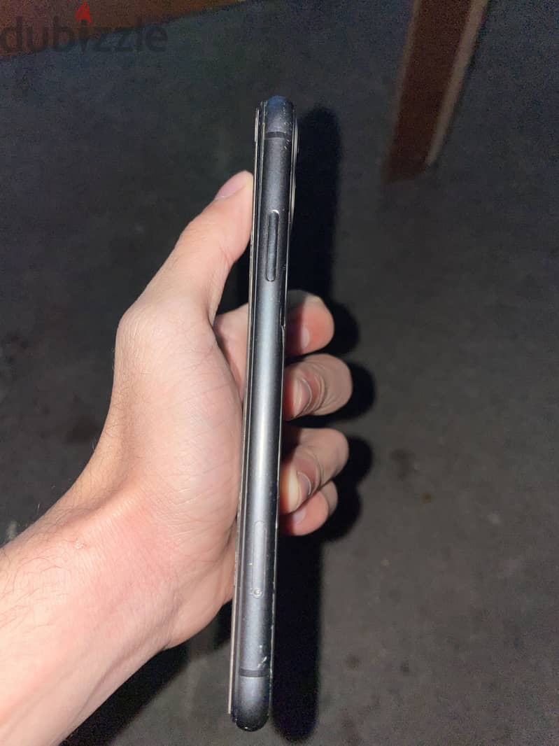 Apple - iPhone 11 3