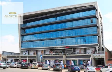 Immediate pickup available on North 90th Street, directly opposite Waterway.