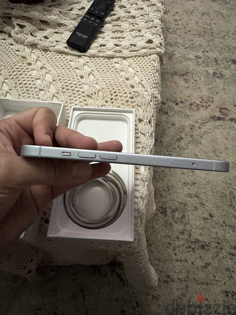 Apple - iPhone 15 2