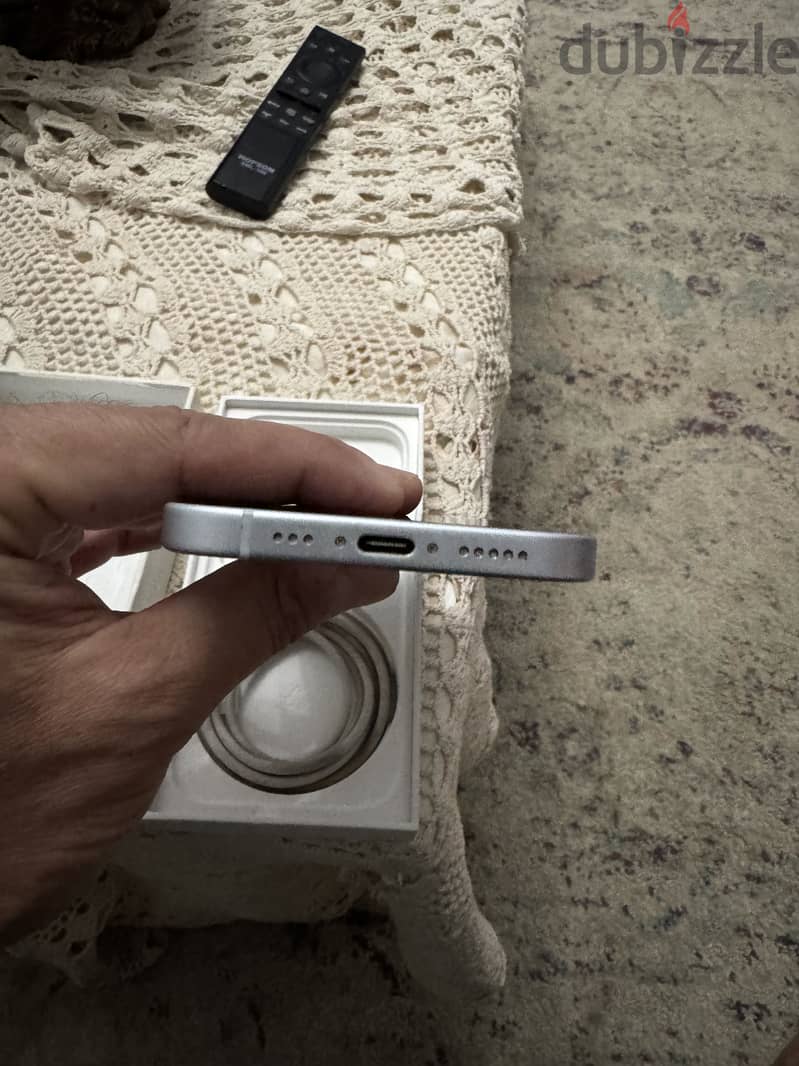 Apple - iPhone 15 6