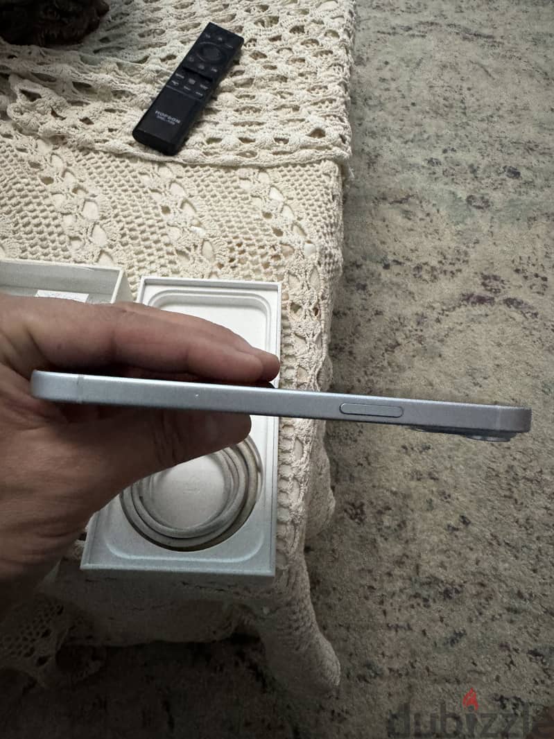 Apple - iPhone 15 7