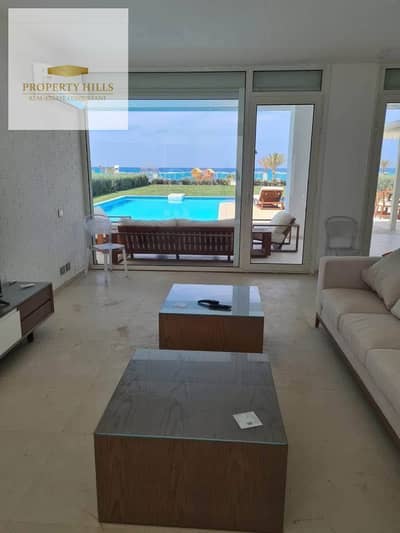 A villa ready for viewing from Al-Abed Sidi Hanesh next to Al-Mazah Bay, with a full view of the sea.