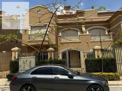 Last corner villa for immediate sale in Al-Shorouk from LaVista next to the British University compound of villas only dropping from its price at the end of the month