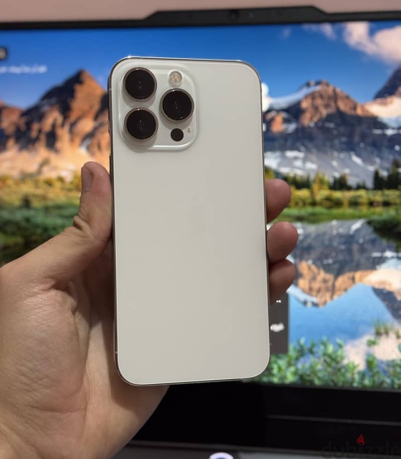 Apple - iPhone 13 Pro 1