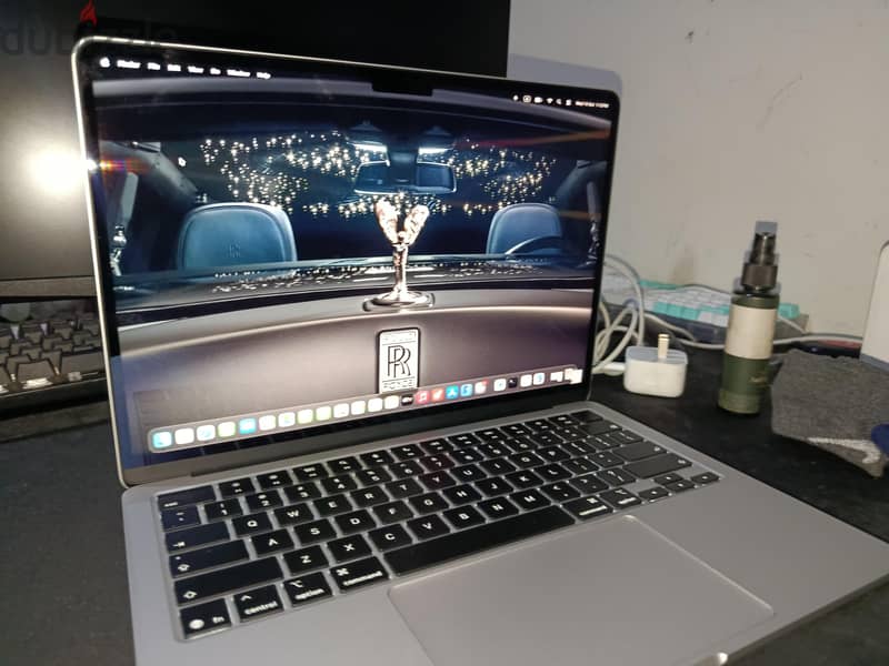 Mac book m5 5
