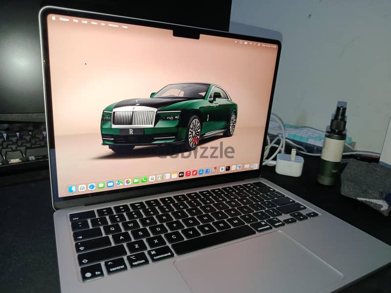 Mac book m5 9