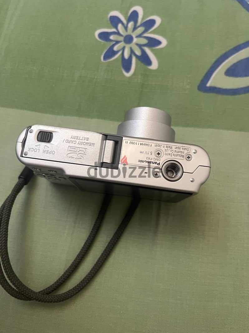 Panasonic DMC-FX3 1