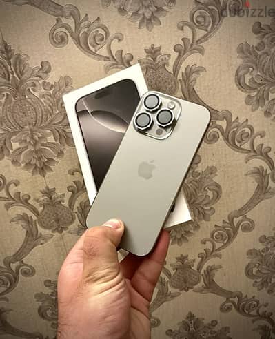 Apple - iPhone 16 Pro