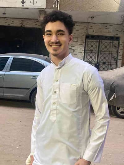 ياسين مصطفى