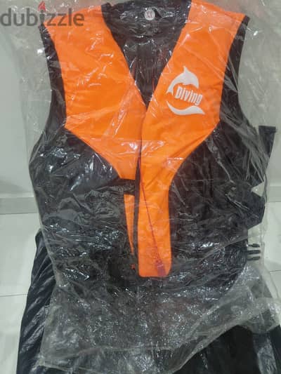 Life jackets very good qualityجاكت انقاذ للسباحة،سترة نجاة،لايف جاكت