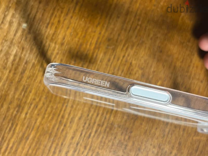 Ugreen iphone 17 pro 2