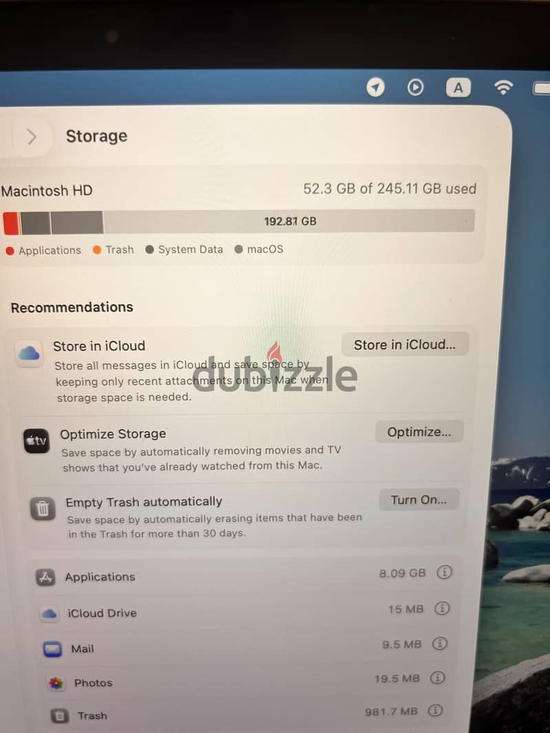 MacBook  air m1 3