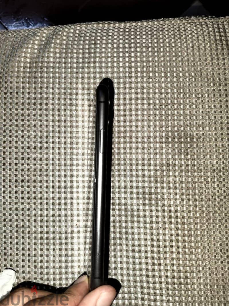 Apple - iPhone 11 3