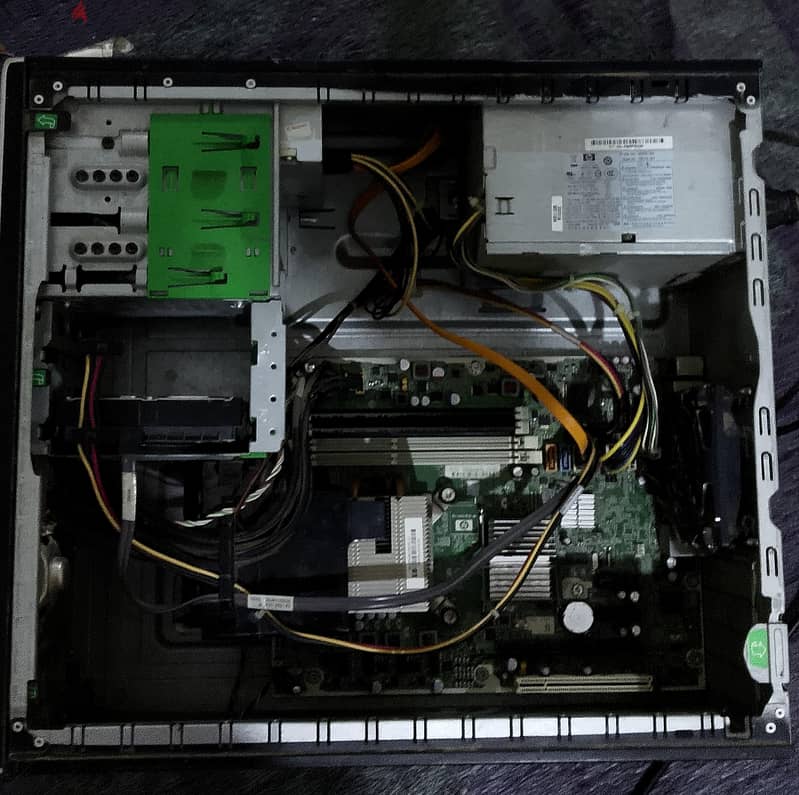 HP Z240 Tower Workstation 2
