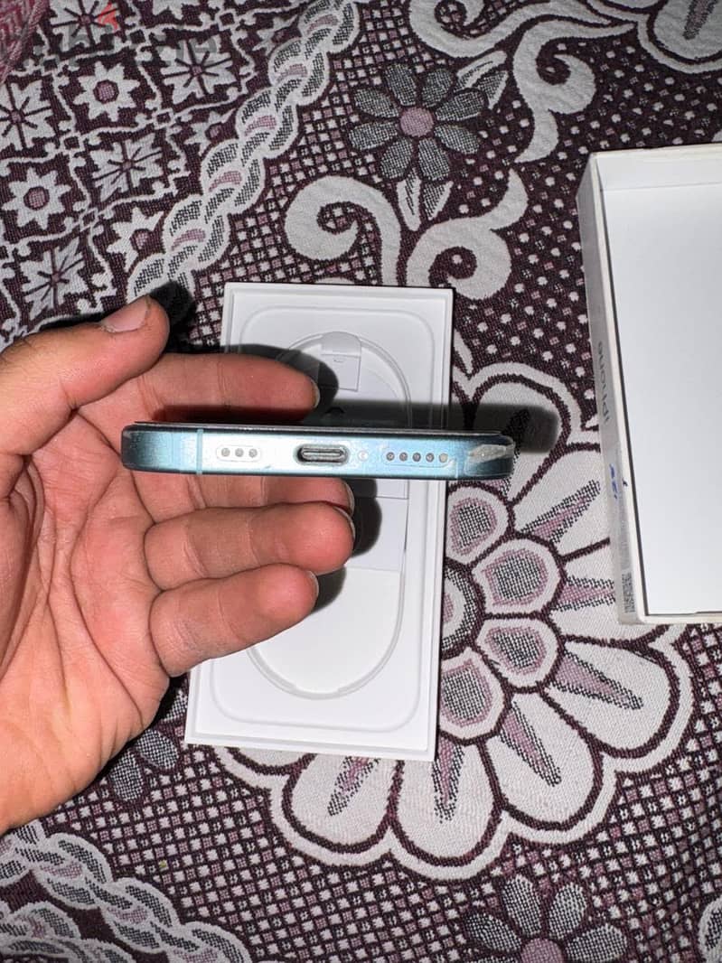 Apple - iPhone 16 4
