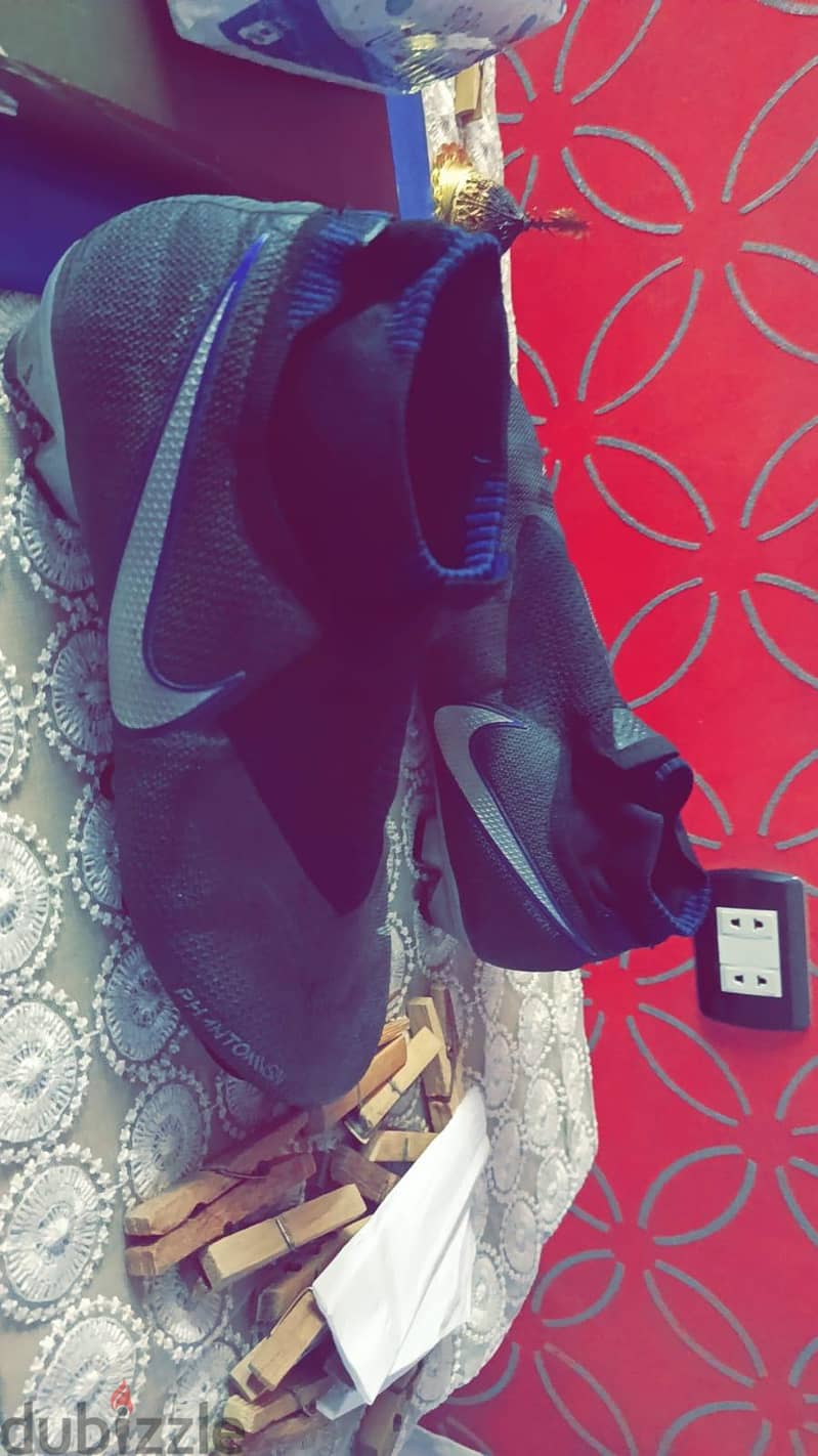 Nike Phantom Vision 1