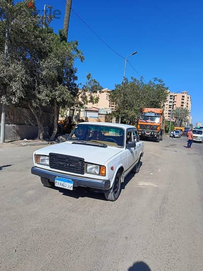 لادا 2107 2005