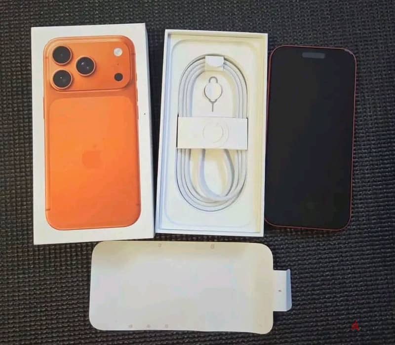 Apple - iPhone 17 Pro 3
