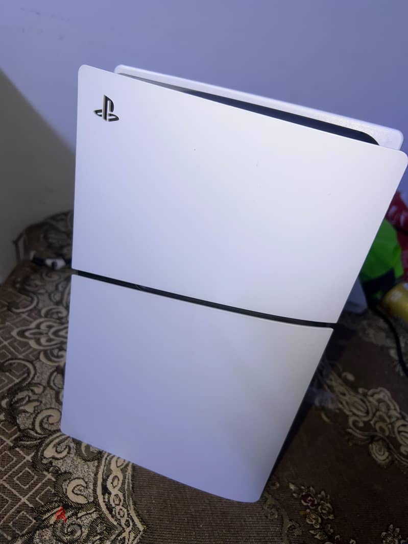 PS5 SLIM 4