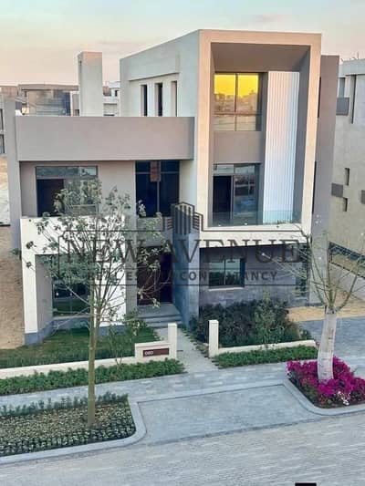 توين هاوس للبيع فى افضل لوكيشن بأقل سعراستلام قريب بأقساط طويله في Saada Compound القاهرة الجديدة تطويرHorizon Egypt Developments