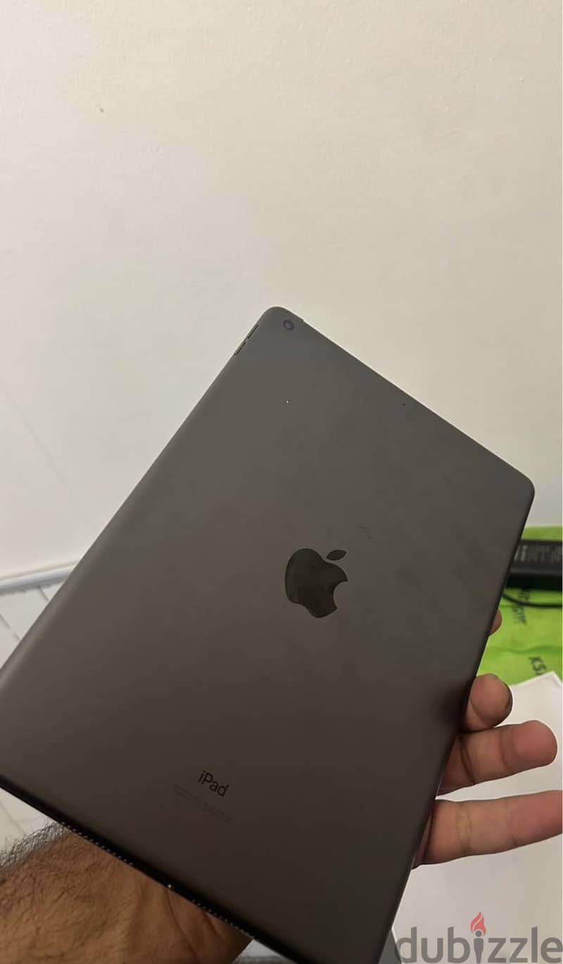 Ipad 9th model 2022 / 64 gb battery 87% 1