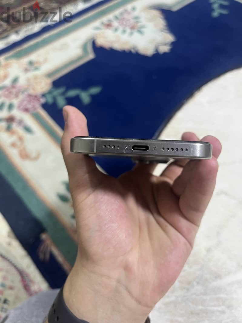 Apple - iPhone 15 Pro Max 2