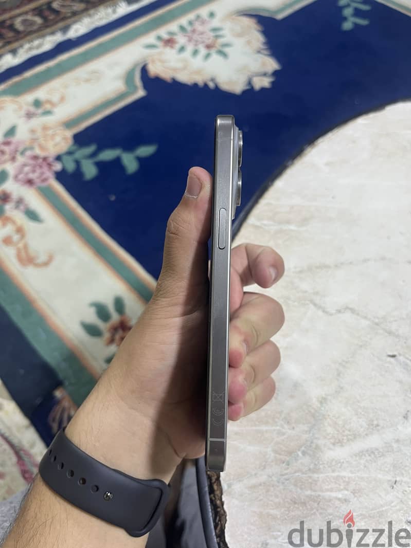 Apple - iPhone 15 Pro Max 3
