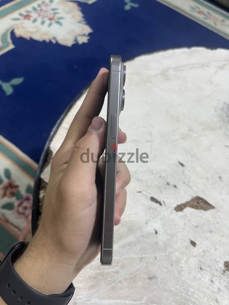 Apple - iPhone 15 Pro Max 4
