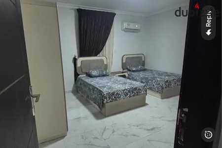 Available furnished apartment for a year in Gulf Towers