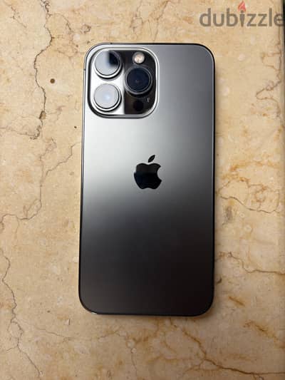 Iphone 13 pro ايفون ١٣ برو بحاله ممتازه 256 جيجا