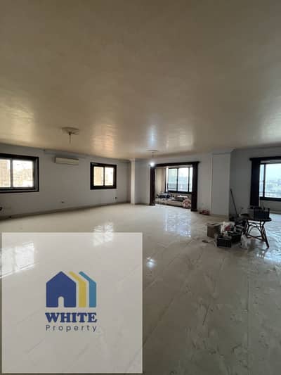 Spacious Apartment for Rent with a Beautiful Nile View Spacious Apartment for Rent with a Beautiful Nile View