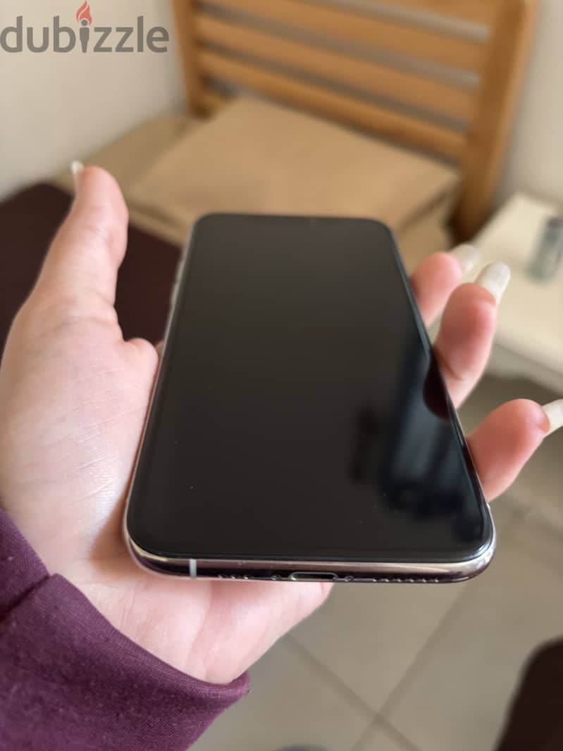 Apple - iPhone 11 Pro 1
