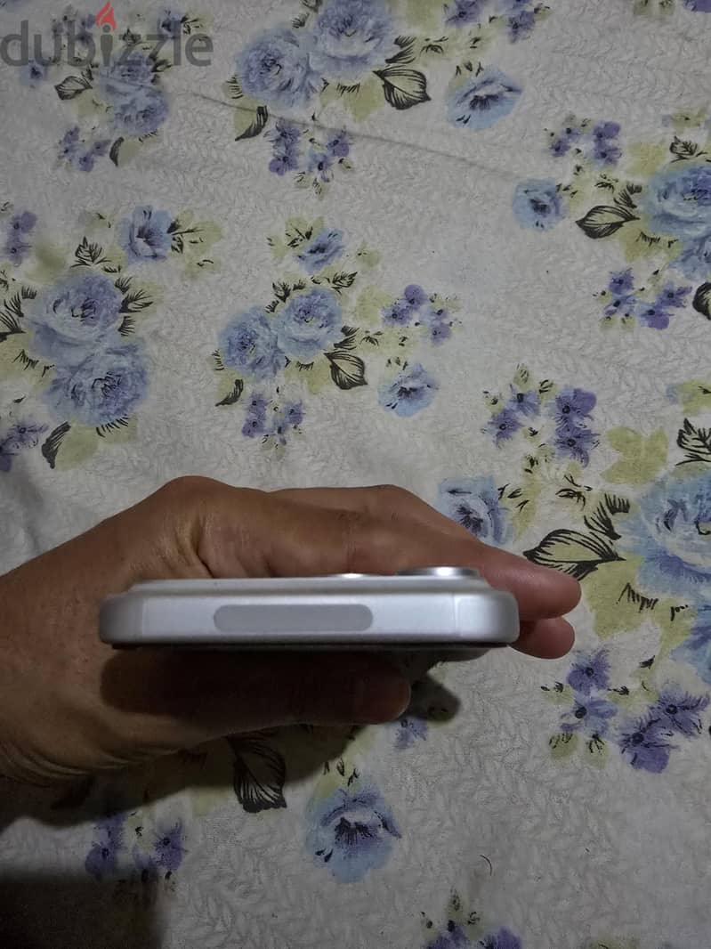 Apple - iPhone 17 Pro Max 4