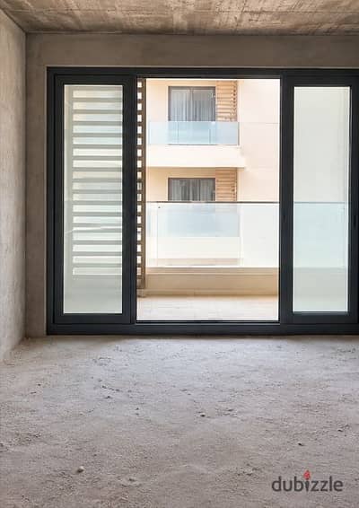 Apartment for sale in IL Bosco in the administrative capital in a prime location with finishes to your taste, a great opportunity for housing or investment inside one of the most prominent compounds in the administrative capital