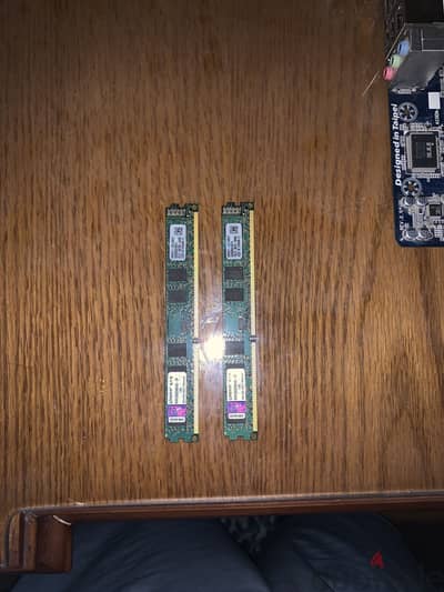 رامتين 4 جيجا ddr3 يعني 8 جيجا