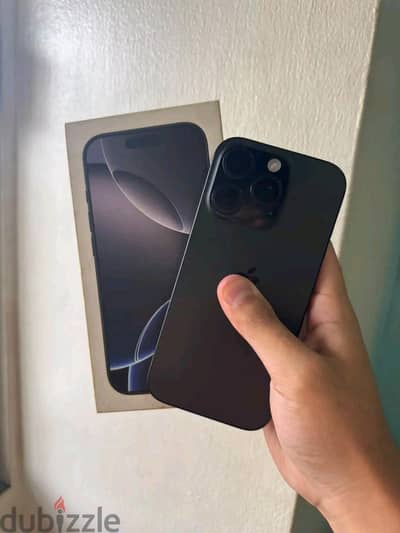 آبل - آيفون 16 برو