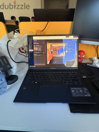 Asus Zenbook 14 OLED UX3405MA Ultra 7 - 16 Ram 1 TB لاب توب كالجديد