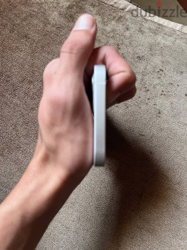 Apple - iPhone 12 4