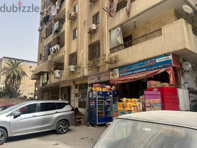 محل للبيع في حلمية الزيتون – موقع مميز وواجهة على الشارع!