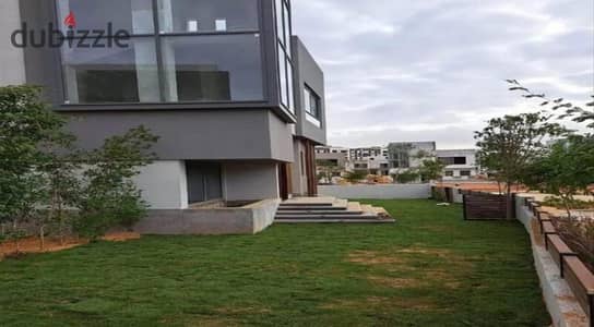 Receive a ready villa for immediate residence directly on the lagoon in Sheikh Zayed next to Beverly Hills and Fai Sodic Receive a ready villa for immediate residence directly on the lagoon in Sheikh Zayed next to Beverly Hills and Fai Sodic