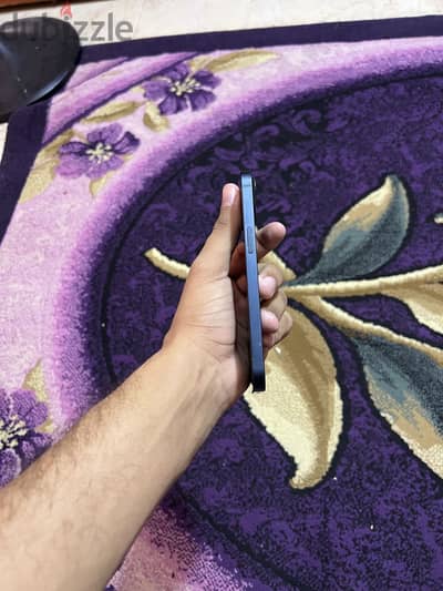 Apple - iPhone 13