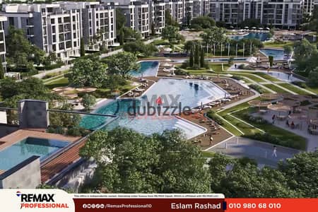 swimming pools clubhouse garage Chalet for sale in Downtown El Alamein