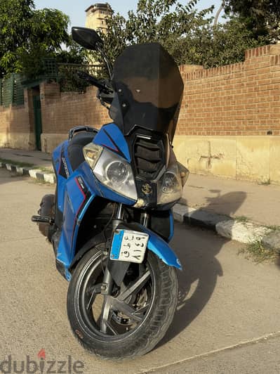 سكوتر كافينيرو سبورت ١٥٠