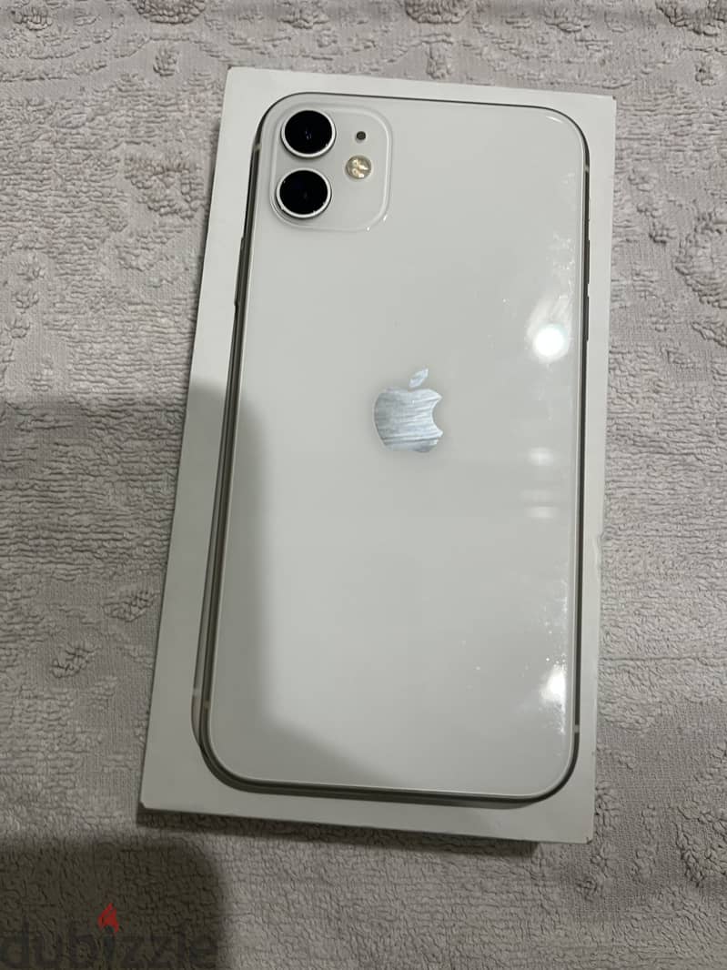 Apple - iPhone 11 1