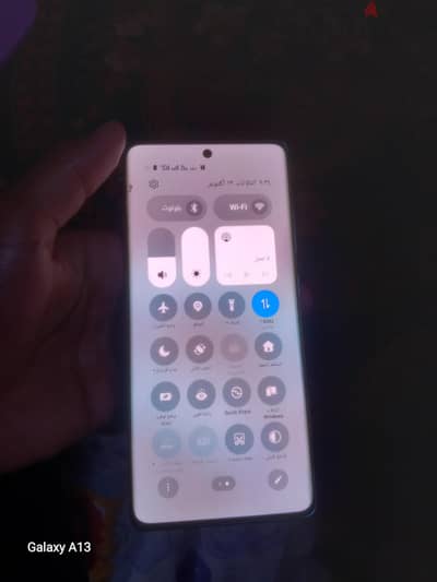 أخرى وان بلس Ace3