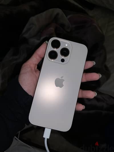 Apple - iPhone 16 Pro