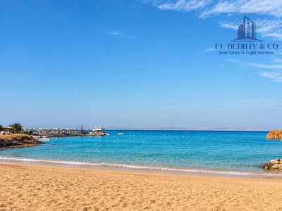 Project directly on the beach with only 15% down payment and 25% cash discount