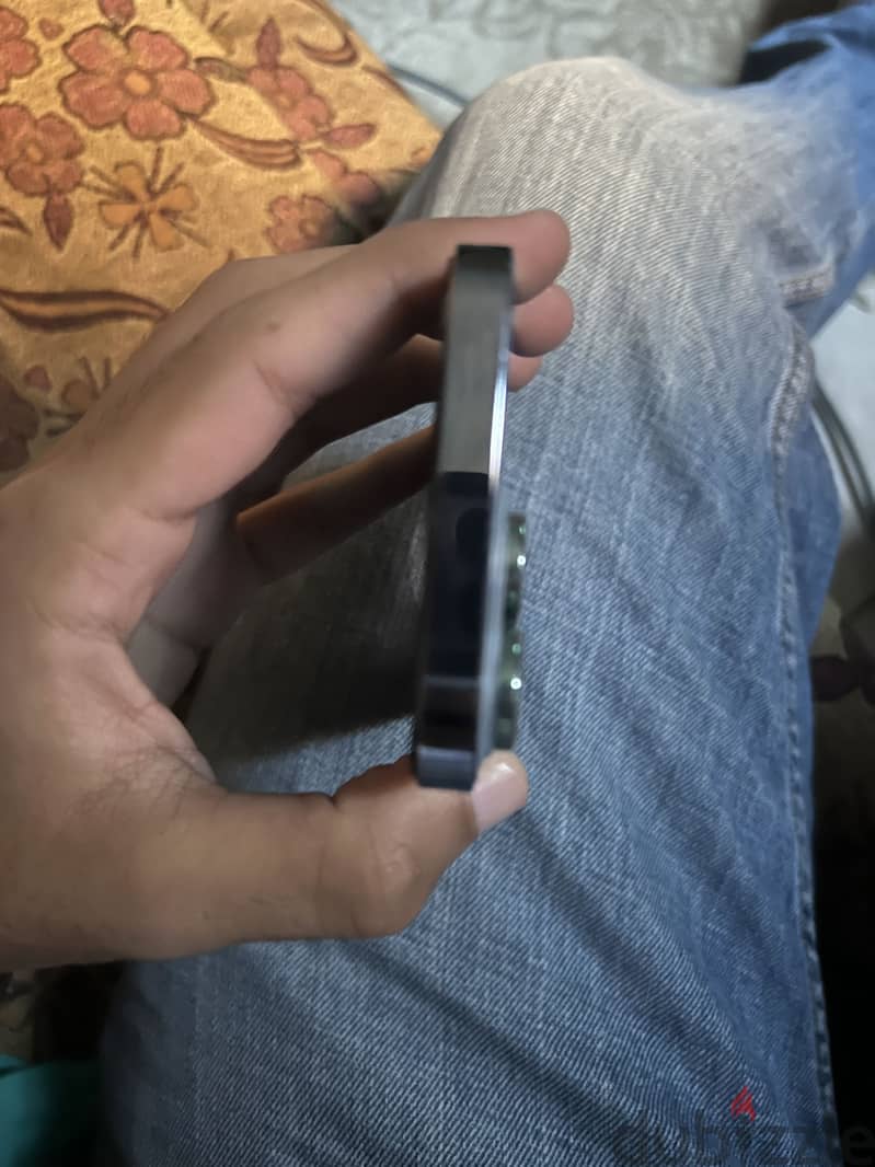 Apple - iPhone 13 Pro 4